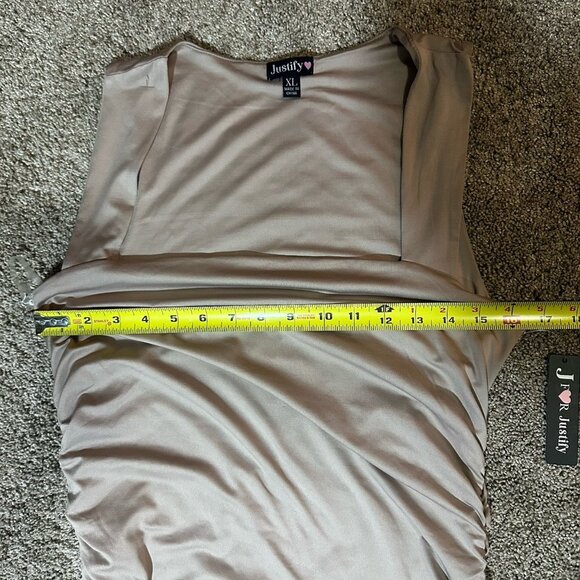 NWT Justify Dress Women’s XL Tan Brown Fitted Long Stretch *Flaw - Picture 10 of 16